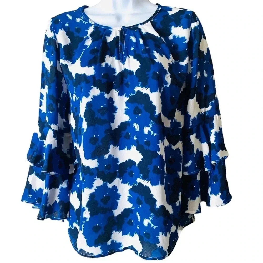 BANANA REPUBLIC | Blue & White Flowered Blouse Ruffled with Bellsleeves Size XS
